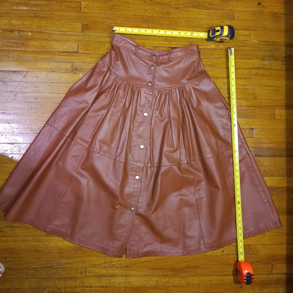Toffs vintage Brown Leather A-Line Skirt With Pockets
